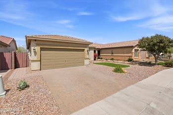 908 Banyan Ave, Queen Creek, AZ 85140