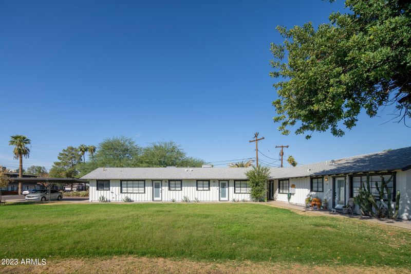 908 E Claremont St, Phoenix, AZ 85014