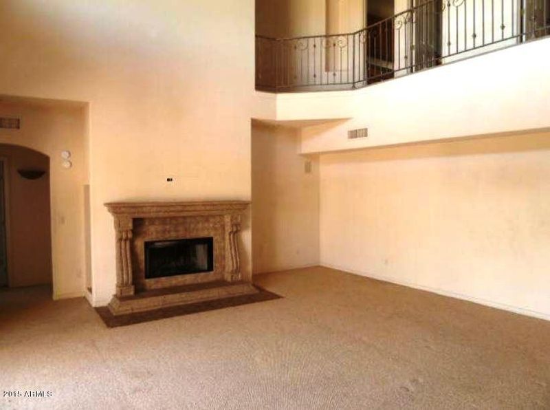 908 E Waltann Ln, Phoenix, AZ 85022