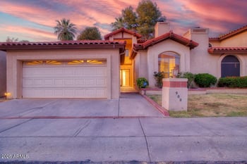 908 Flynn Ln, Phoenix, AZ 85013