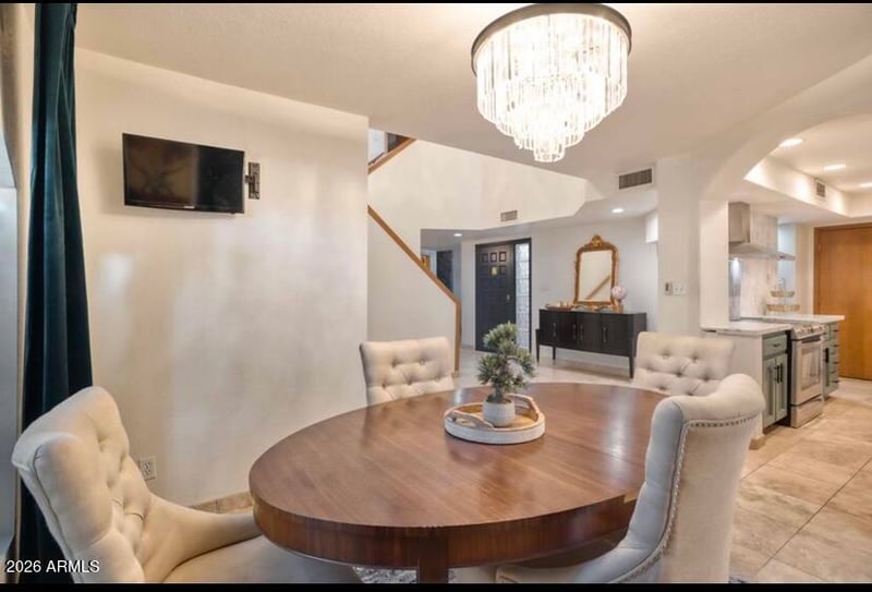 908 Flynn Ln, Phoenix, AZ 85013