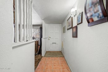 908 Mclellan Rd, Mesa, AZ 85201