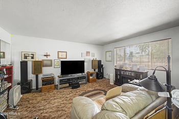 908 Mclellan Rd, Mesa, AZ 85201