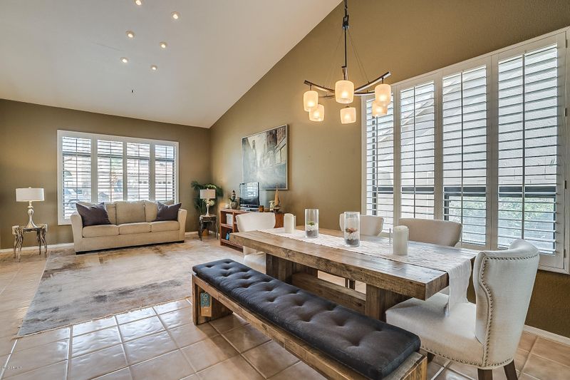 9081 E Pine Valley Rd, Scottsdale, AZ 85260
