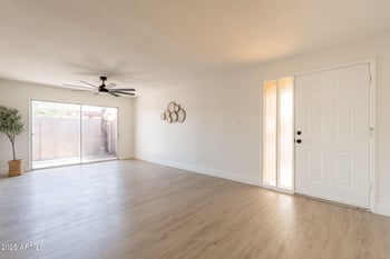 909 Acapulco Ln #A, Tempe, AZ 85281