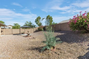 909 Harwell Rd, Phoenix, AZ 85042