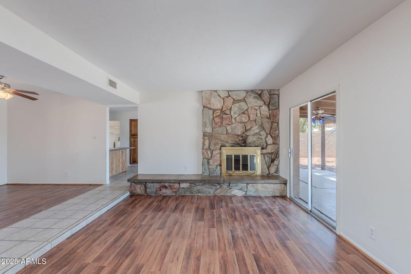 909 Isabella Ave, Mesa, AZ 85210