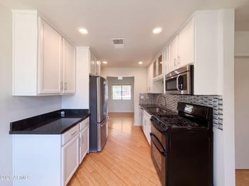 909 W Missouri Ave, Phoenix, AZ 85013