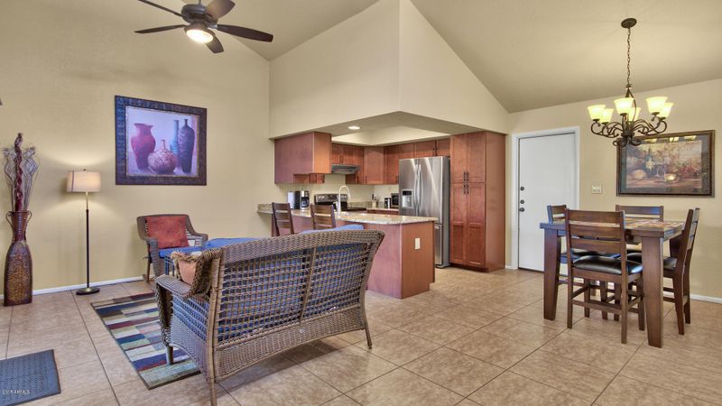 9091 E Winchcomb Dr, Scottsdale, AZ 85260