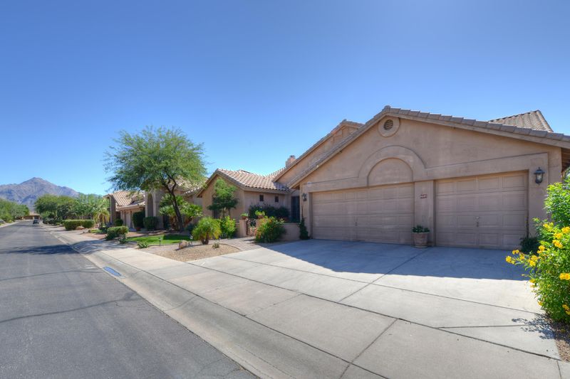 9097 E Palm Tree Dr, Scottsdale, AZ 85255
