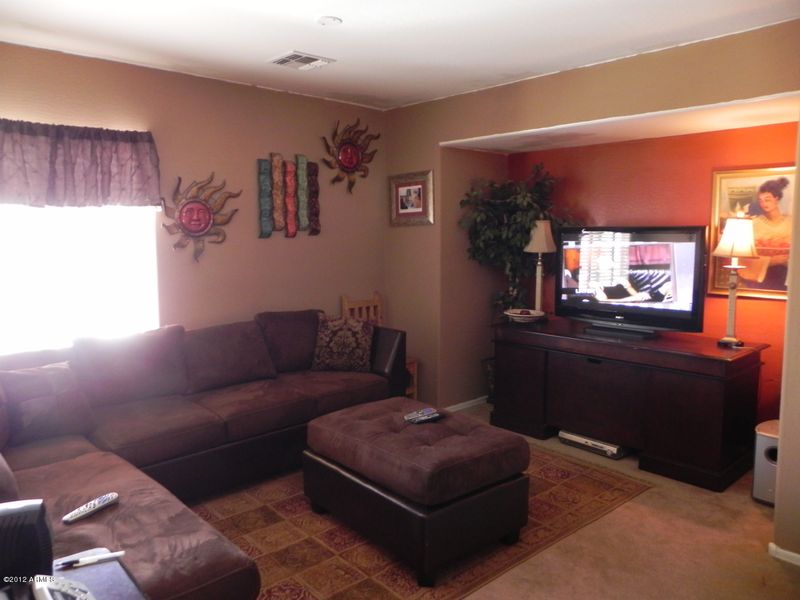 91 E Palomino Dr, Gilbert, AZ 85296