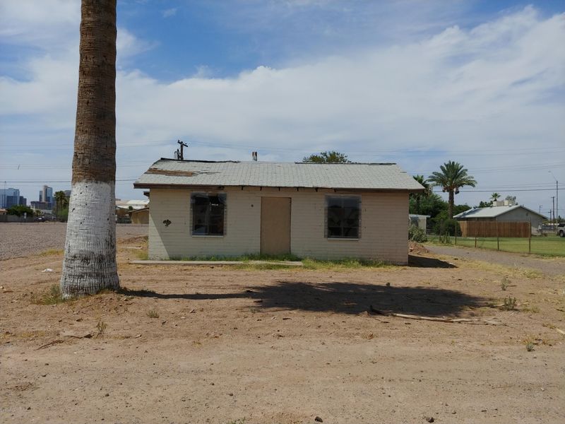 910 E Apache St, Phoenix, AZ 85034