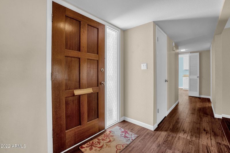 910 E Laguna Dr, Tempe, AZ 85282