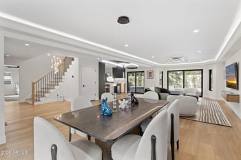 910 Kaler Dr, Phoenix, AZ 85020