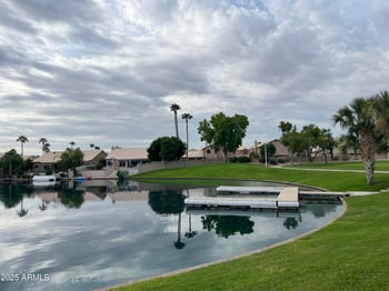 910 Paradise Dr, Gilbert, AZ 85233