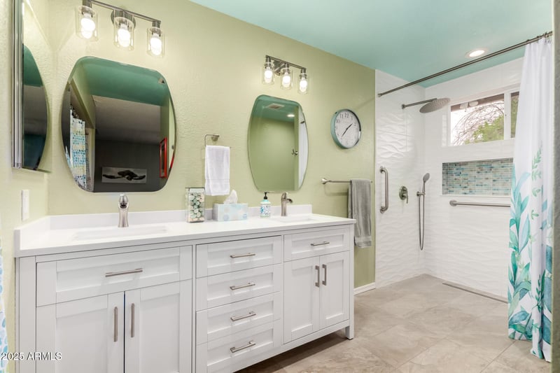 910 Plata Ave, Mesa, AZ 85210