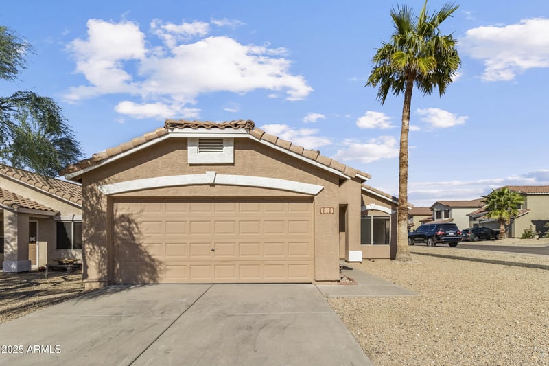 910 Potter Dr, Phoenix, AZ 85024