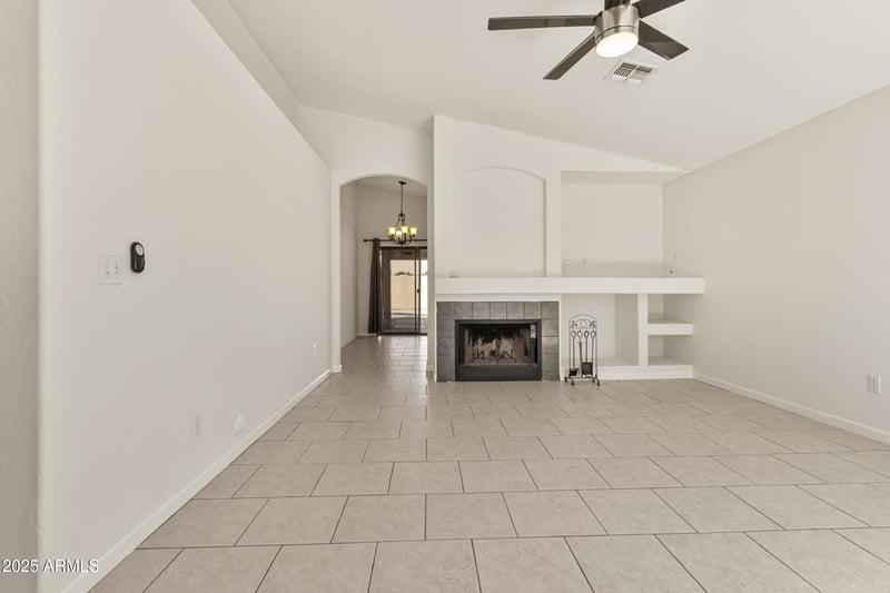 910 Potter Dr, Phoenix, AZ 85024