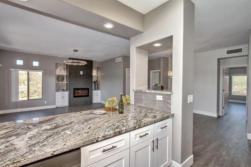 9100 E Raintree Dr #212, Scottsdale, AZ 85260