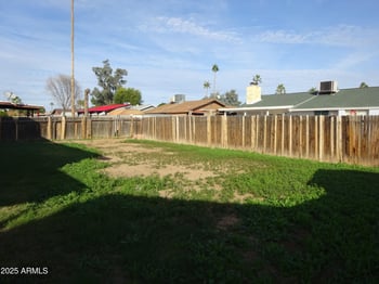 9101 57th Ave, Glendale, AZ 85302