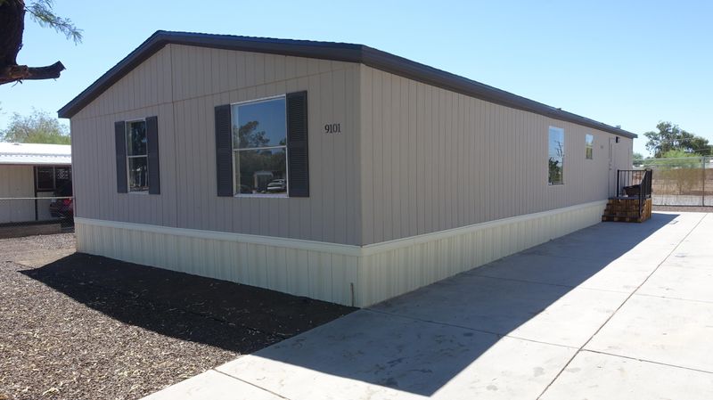9101 E Butternut Ave, Mesa, AZ 85208