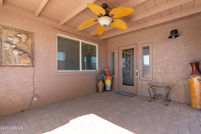 9102 Lakeview Dr, Sun Lakes, AZ 85248