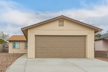 9105 13th St, Phoenix, AZ 85020