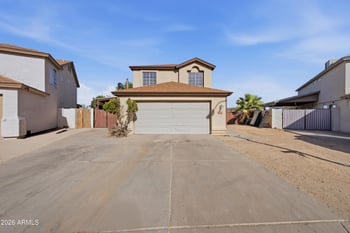 9105 73rd Dr, Peoria, AZ 85345