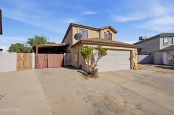 9105 73rd Dr, Peoria, AZ 85345