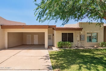 9106 68th Ln, Peoria, AZ 85345