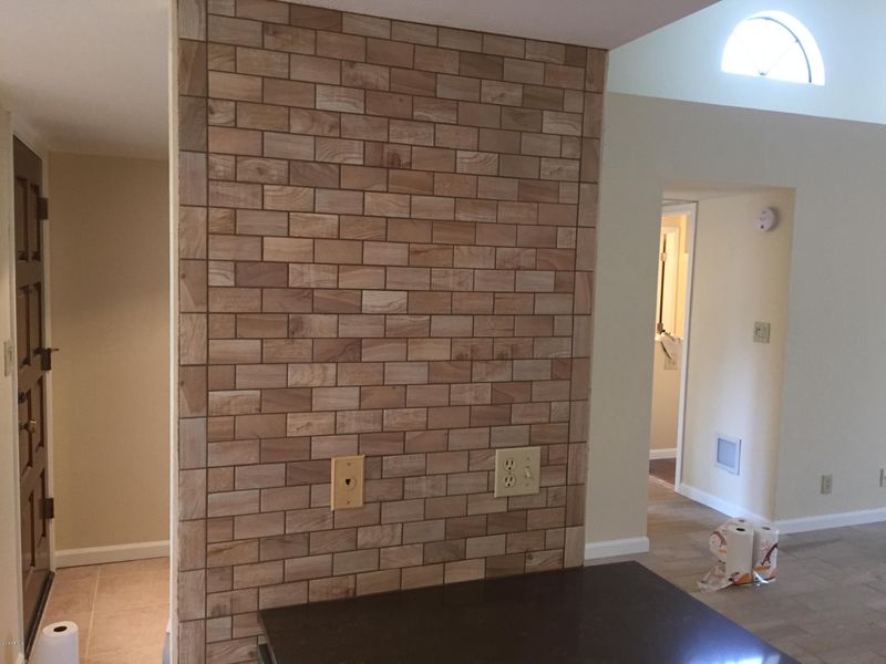 9107 E Winchcomb Dr, Scottsdale, AZ 85260