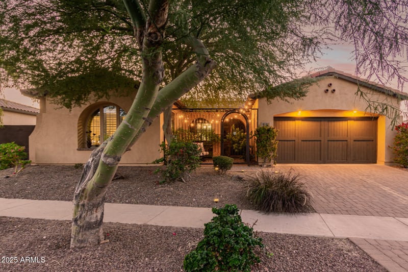 9108 15th Way, Phoenix, AZ 85042