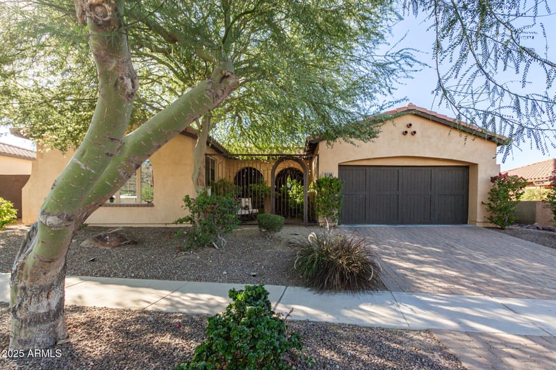 9108 15th Way, Phoenix, AZ 85042