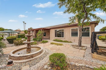 911 Secretariat Dr, Tempe, AZ 85284