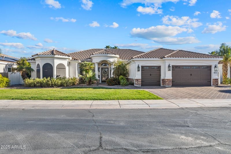 911 Kaibab Pl, Chandler, AZ 85249
