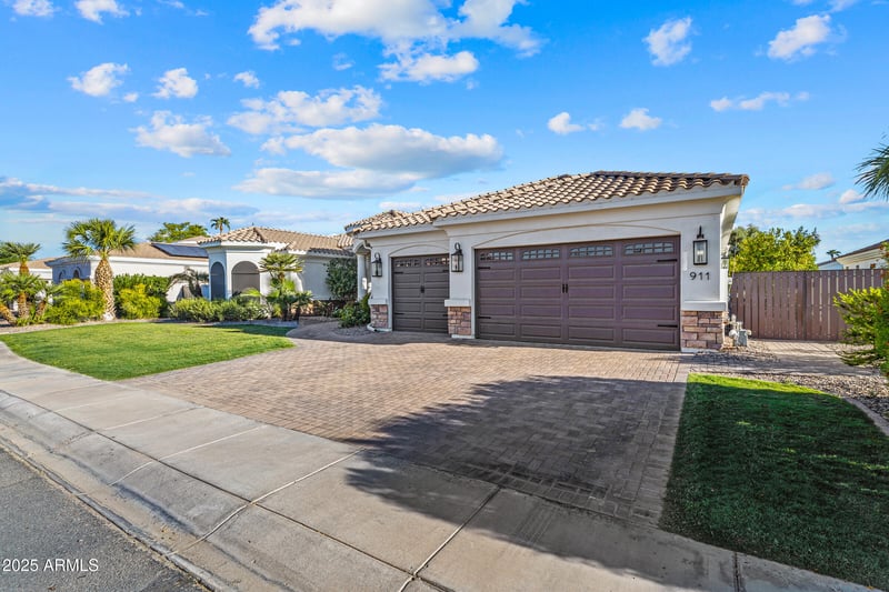 911 Kaibab Pl, Chandler, AZ 85249