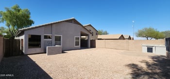 911 Lovegrass Dr, San Tan Valley, AZ 85143