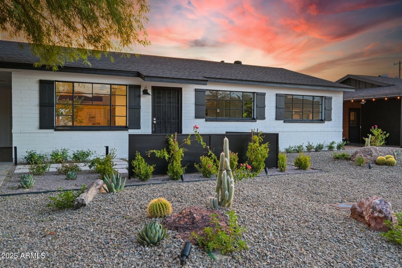 911 Ruth Ave, Phoenix, AZ 85020