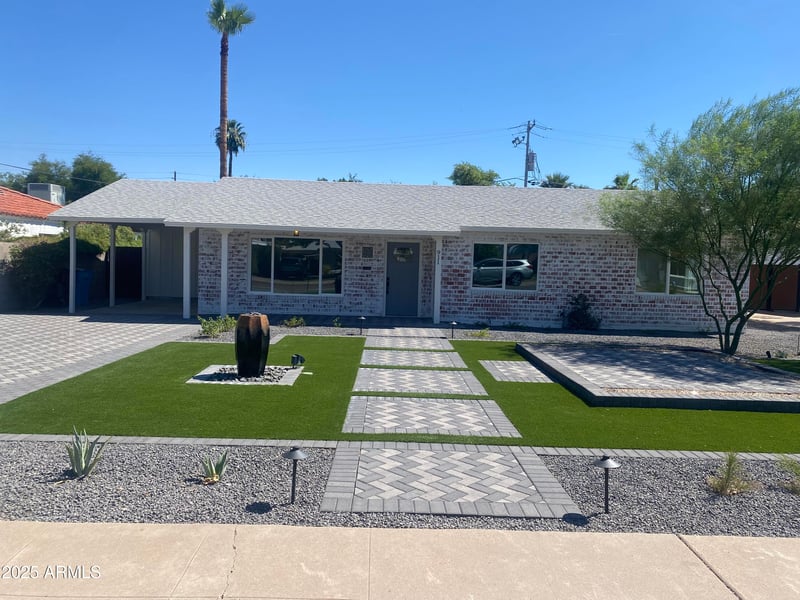 911 Verde Ln, Phoenix, AZ 85013