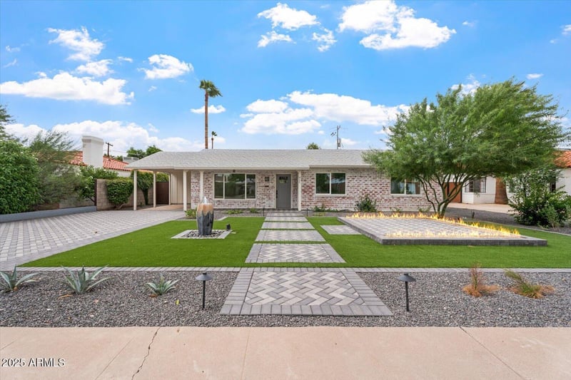 911 Verde Ln, Phoenix, AZ 85013