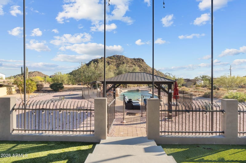 9113 Odessa St, Mesa, AZ 85207