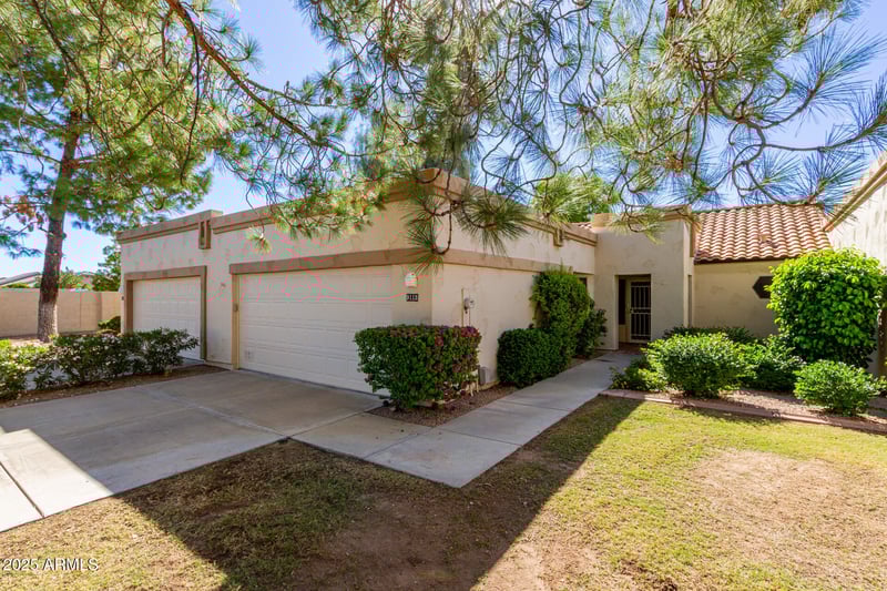 9113 Kimberly Way, Peoria, AZ 85382
