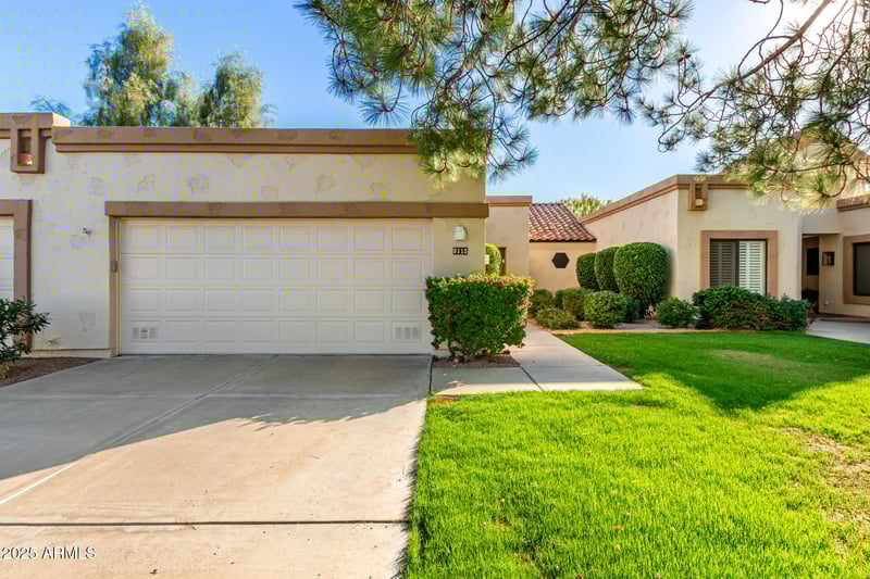 9113 Kimberly Way, Peoria, AZ 85382