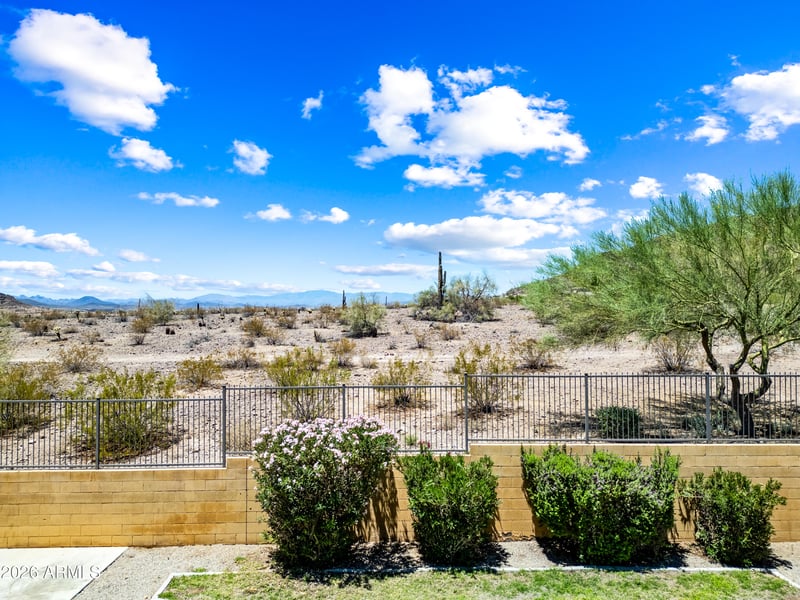 9114 W White Feather Ln, Peoria, AZ 85383