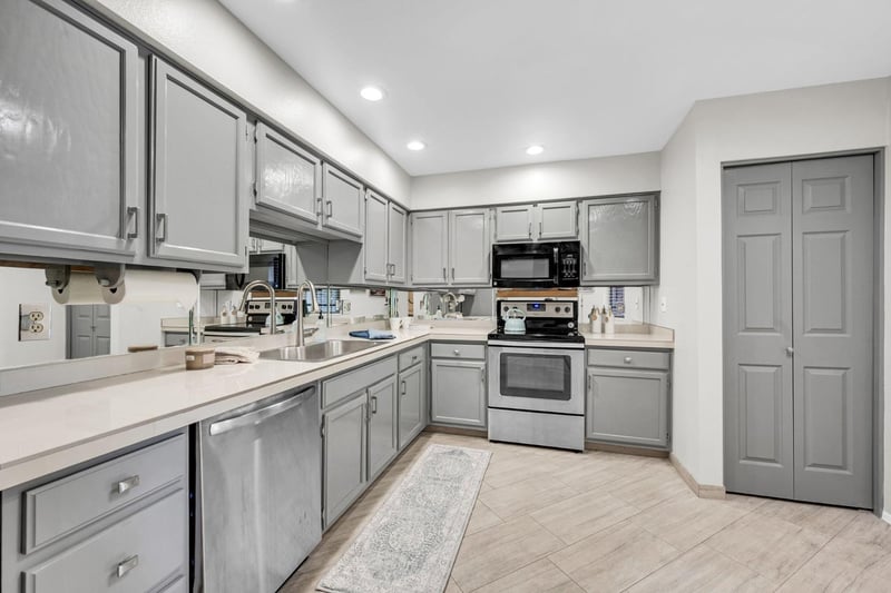 9115 Purdue Ave #213, Scottsdale, AZ 85258