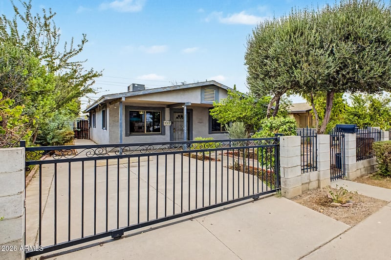 9116 W Jefferson St, Tolleson, AZ 85353