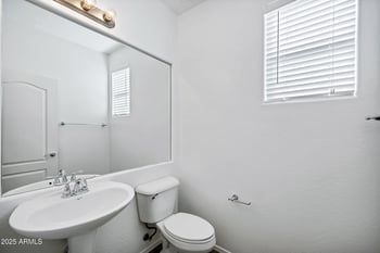 9116 Westfall Ave, Tempe, AZ 85284