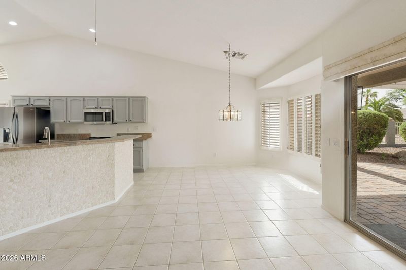 9117 E Diamond Dr, Sun Lakes, AZ 85248