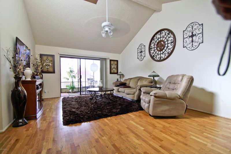 9117 E Gelding Dr, Scottsdale, AZ 85260