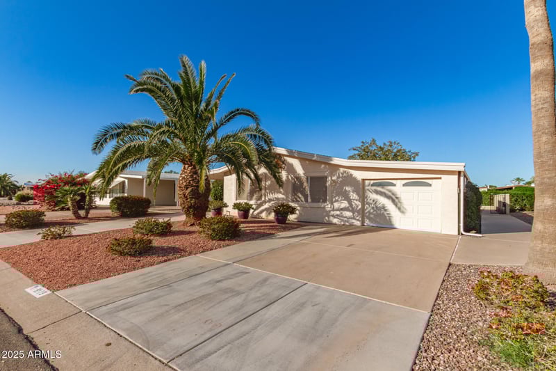 9119 Olive Ln, Sun Lakes, AZ 85248